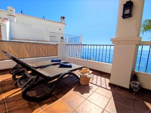 terrace (2)