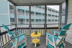 Sea Oaks 111