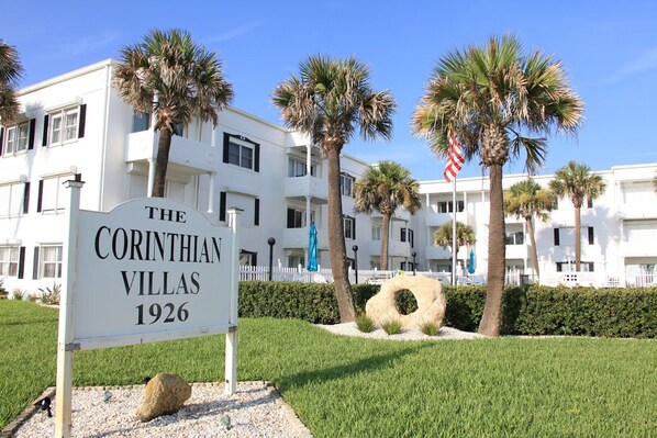 Corinthian Villas