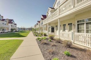 Condo Exterior | Keyless Entry