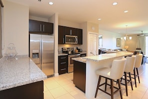 L809 features updated kitchen, bathrooms and furniture.