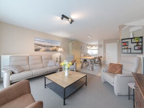 Table, Furniture, Property, Couch, Lighting, Interior Design, Living Room, Flooring, Floor