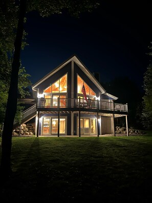 Moose Lodge - Nighttime 