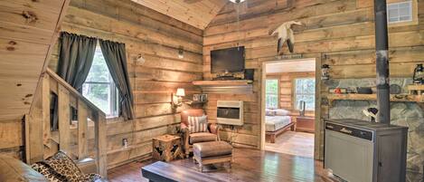 Living Room | 1,000 Sq Ft | Lake Access | Hiking Trail On-Site