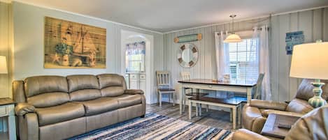 Wareham Vacation Rental | 2BR | 1BA | Stairs Required | 672 Sq Ft