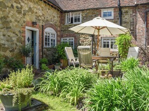 Exterior | Chapel Cottage, Holmbury St Mary, near Dorking