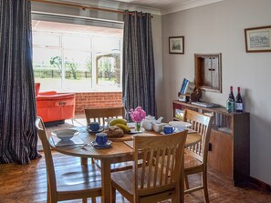 Dining Area | The Shanty, Walcott