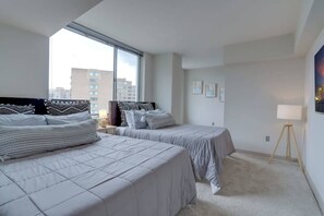 Two queen size beds