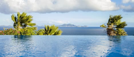 Infinity pool with a view