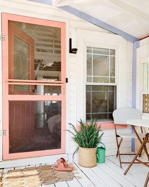 Front screened in porch - perfect for your morning coffee