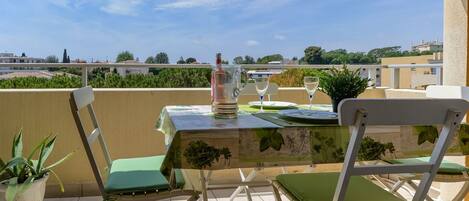 Sky, Table, Furniture, Daytime, Property, Plant, Mountain, Azure, Chair, Nature