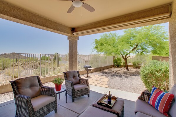 Mesa Vacation Rental | 3BR | 2BA | 1,650 Sq Ft | Step-Free Access