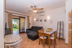 Living and dining room