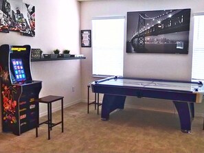 additions to the loft area. Darts, Arcade and air hockey table for extra family fun.