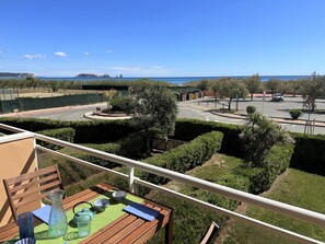 Amazing flat with sea views, community garden & pool 3 terraces, A/C parking 6px