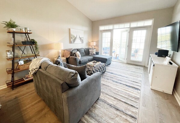 St. Augustine Beach Rentals Living Room