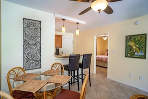 Dining area and counter seating