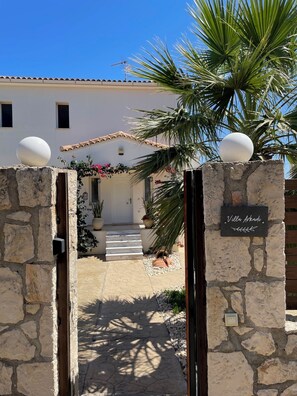 Exterior detail