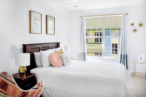 Unit with Queen size bed