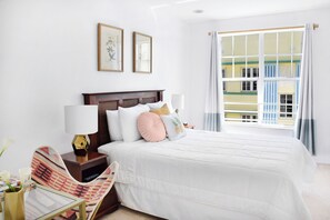 Unit with Queen size bed