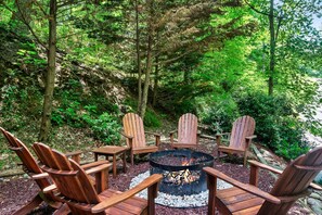 Custom fire pit with seating for six