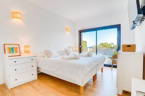 Sea view bedroom in holiday apartment Mallorca