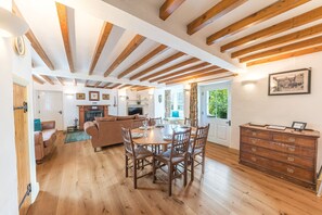 Smithy Cottage sitting room