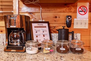 Kaffe og/eller kaffemaskine