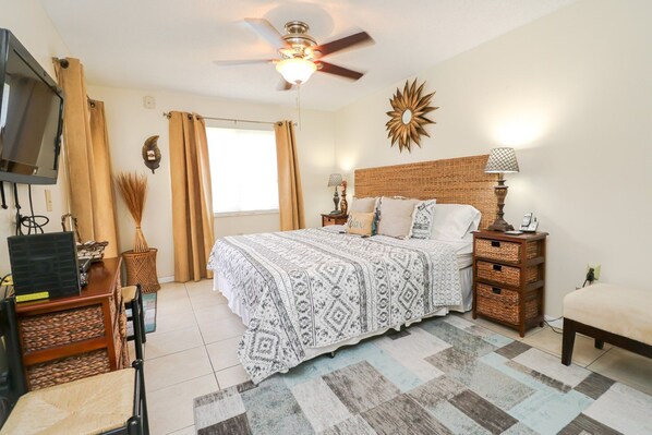 St. Augustine Beach Rentals Master Bedroom