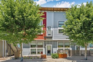 Modern and clean exterior to the condo