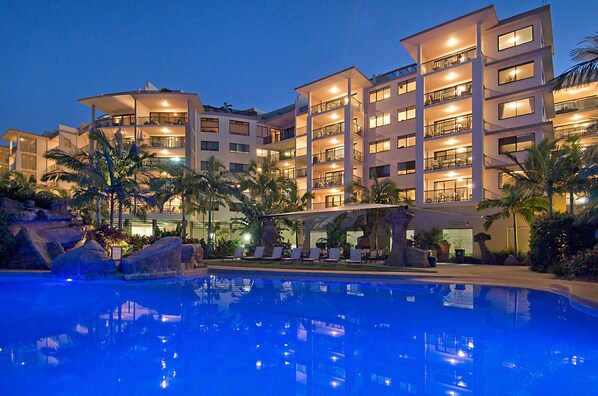 Front of property – evening/night