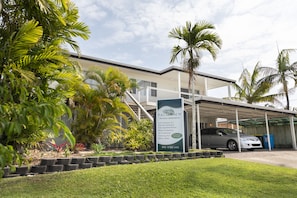 Fachada da propriedade