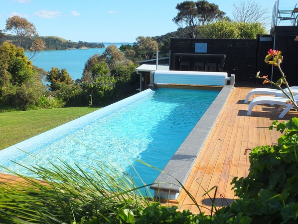 Infinitypool