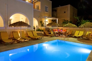 Utomhuspool