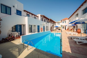 Utomhuspool