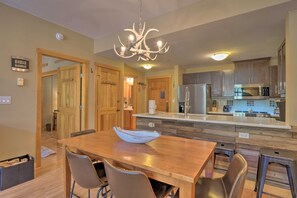 Dining Room, Dining Table, Furniture, Indoors, Table