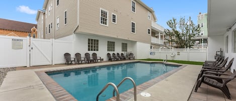 Welcome to the 302-312 E Magnolia Ave. condo association and a large heated pool