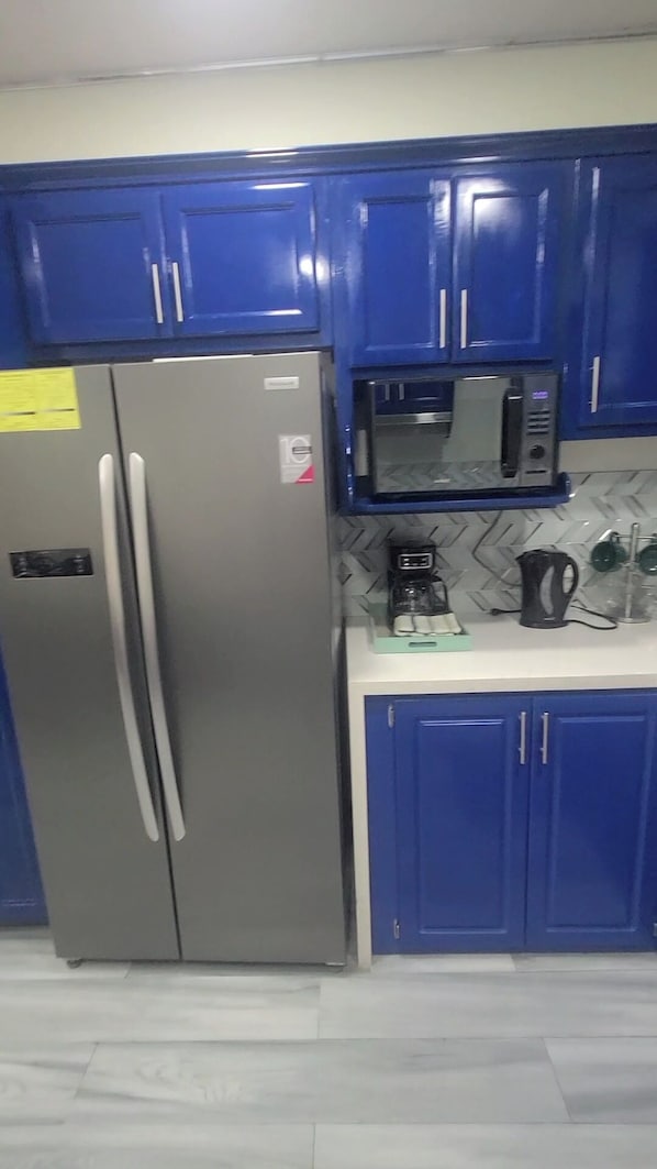 Kitchen Double door refrigerator