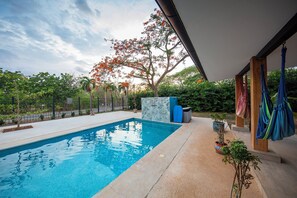 Clean pool with perfect temperatures