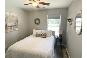 Bedroom with queen bed