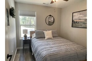 Bedroom with queen bed