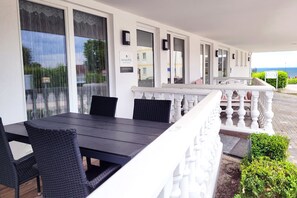 Ansicht Haus - 50 Meter zum Strand