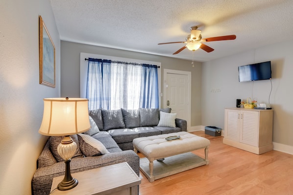 Galveston Vacation Rental | 2BR | 1BA | Staircase to Access | 920 Sq Ft