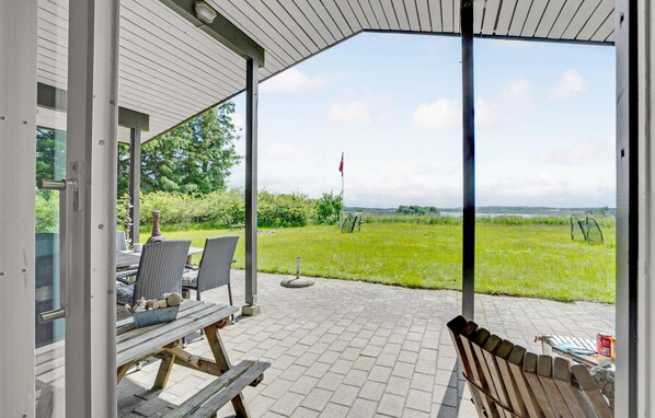 balcony-terrace