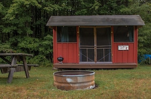 Red Eft Rustic Cabin