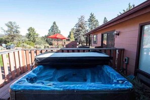 7 person Spa