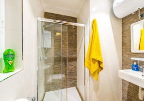 Bathroom (2)