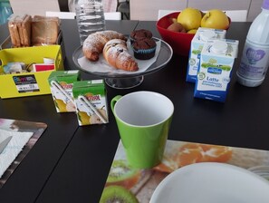 Breakfast meal