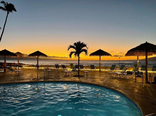Oceanfront Pool