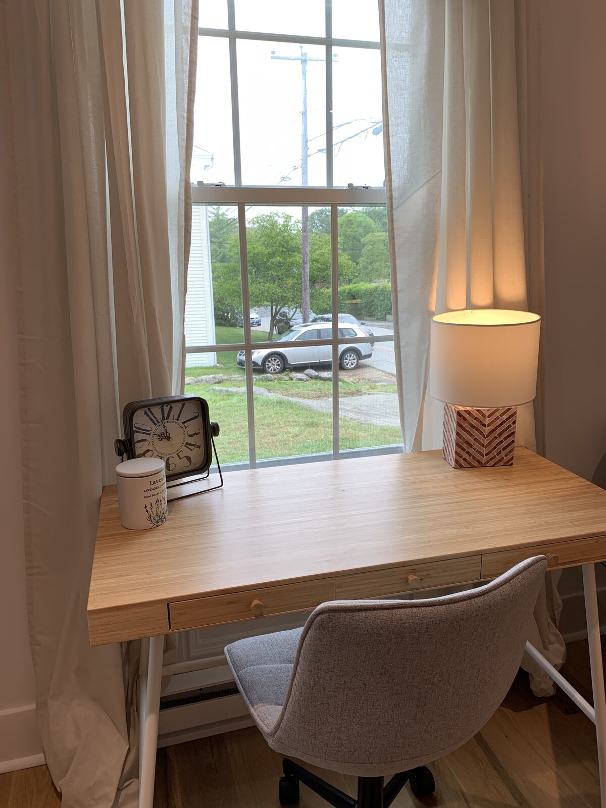 Downtown Mystic Flat – Newly Renovated